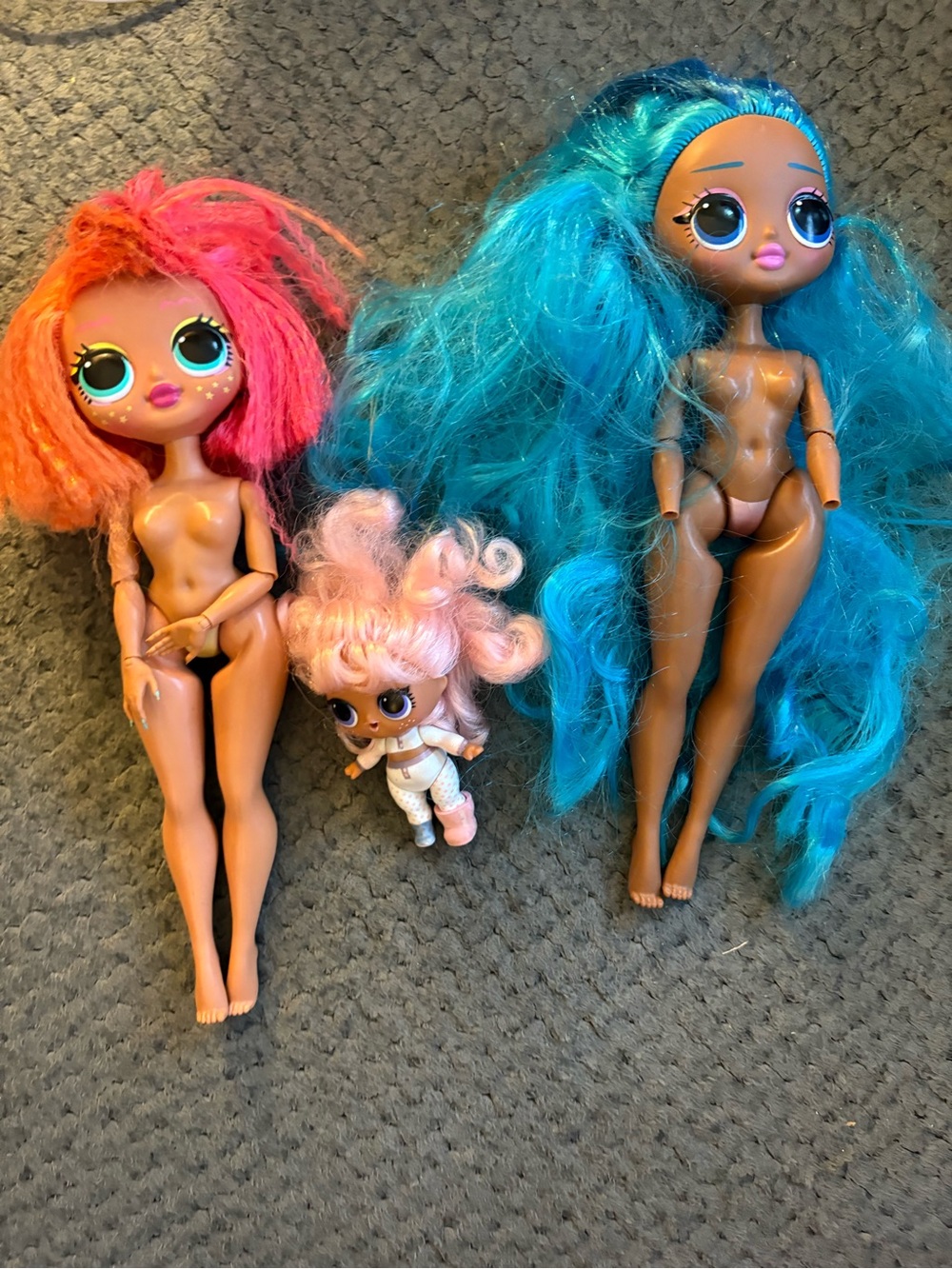 L.O.L. Surprise! Dolls with Bright Pink, Orange and Blue Hair